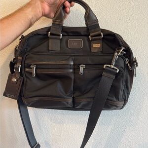 Tumi Black Leather Men's Bag Organizer Briefcase Alpha Bravo Slim Commuter